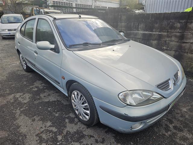 RENAULT MEGANE (F9QK7) 1.9 DCI I (BA) 102CV (2001-2003) 75KW (2001)