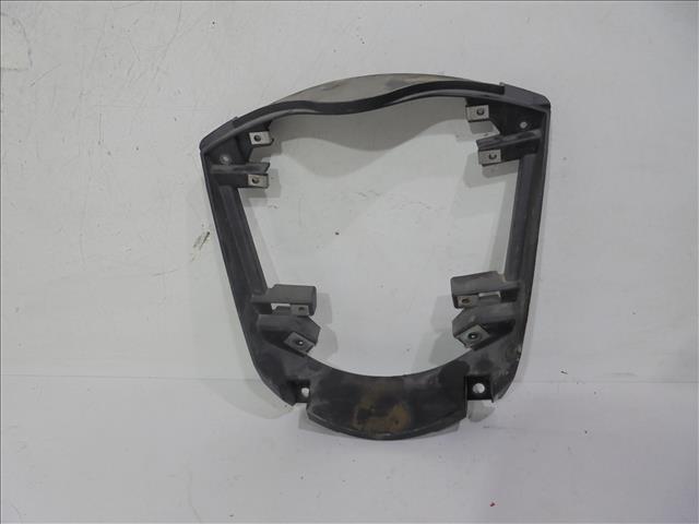 Embellecedor Soporte Radiador para Piaggio Mp3