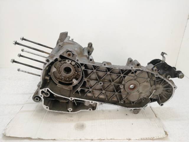 BLOQUE-MOTOR  PIAGGIO X9 125 11 (2004)