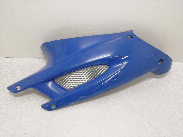 CHAPA-BAJO-ASIENTO-IZQUIERDA  PEUGEOT SPEEDFIGHT 50 (2001)