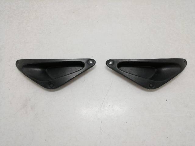 EMBELLECEDOR-CHASIS  YAMAHA R6 600 ( YZF-R6 RJ03 ) 88,2 (2000)