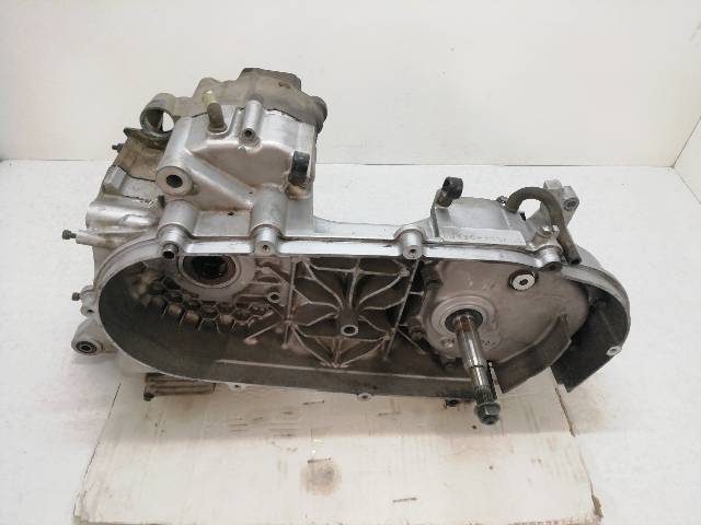 BLOQUE-MOTOR  SUZUKI BURGMAN 250 AN250 16,9 (2004)