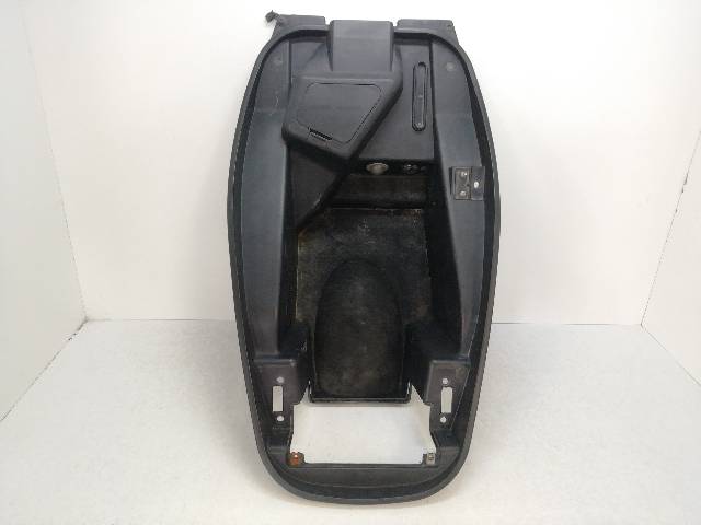 MALETERO-ASIENTO  KYMCO XCITING 500 T7 27,5 (2006)