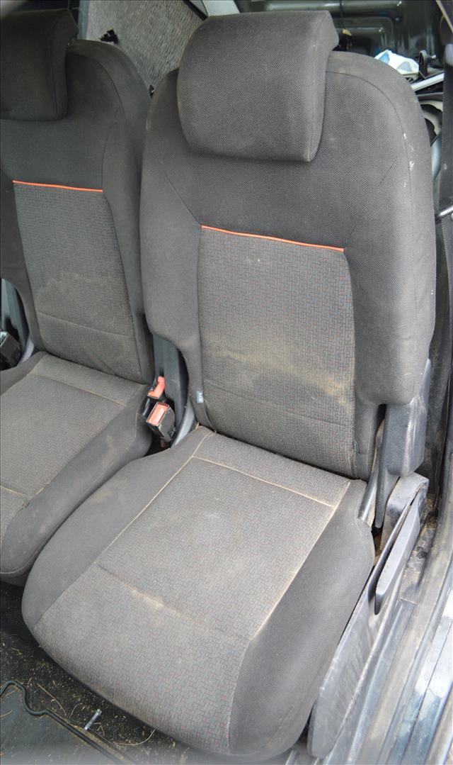 Asiento Trasero Izquierdo