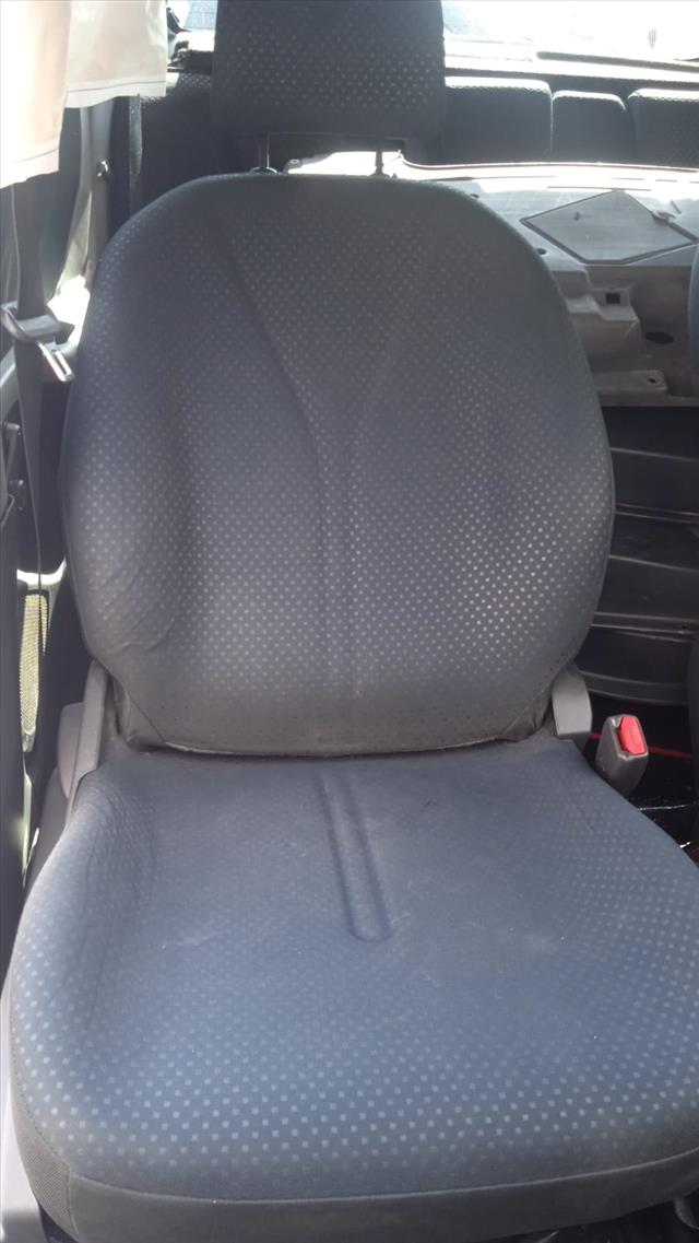 Asiento Delantero Derecho