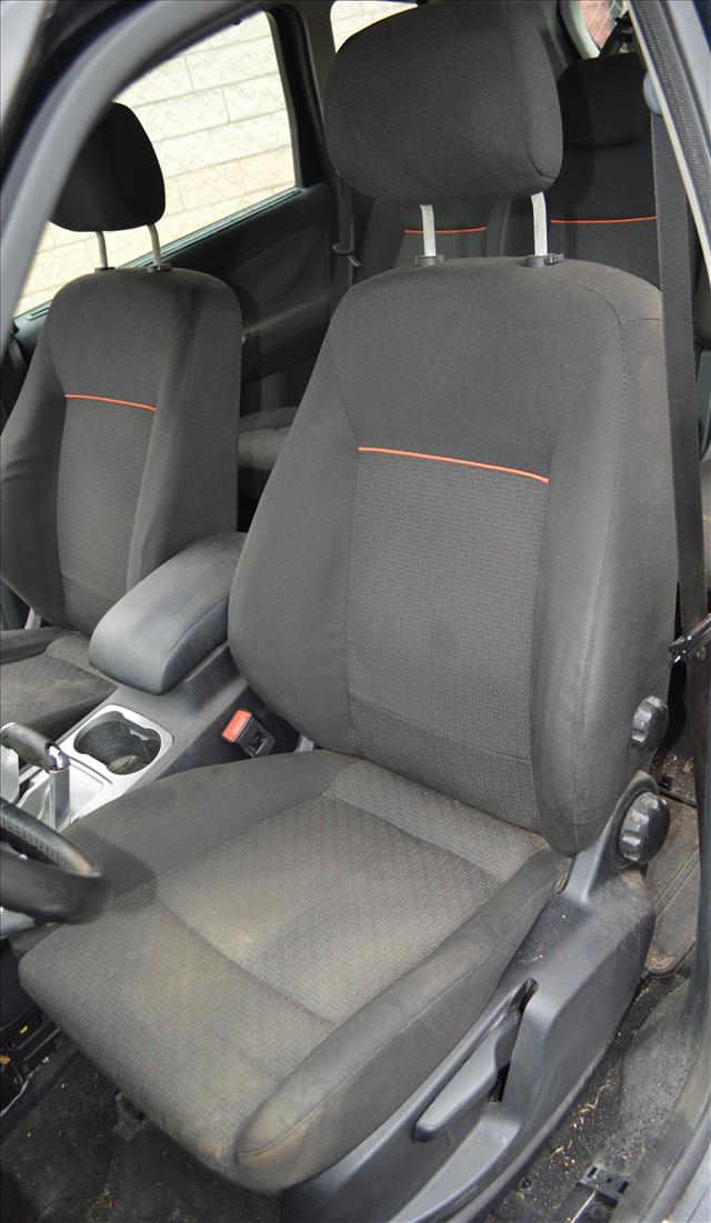 Asiento Delantero Izquierdo