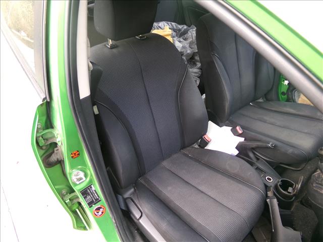 Asiento Delantero Derecho