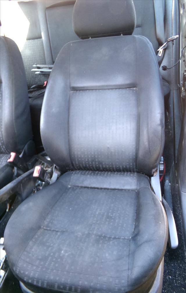 Asiento Delantero Izquierdo