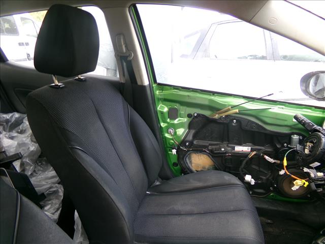 Asiento Delantero Izquierdo